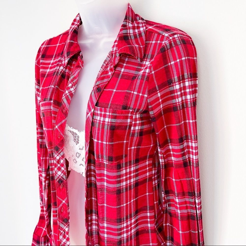 DEREK HEART | Flannel Checkered Button Up Blouse - Picture 4 of 9